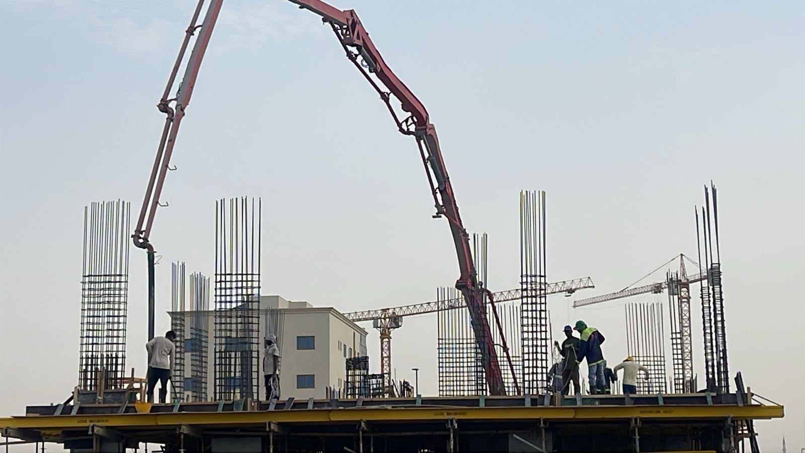 126454-147193-2297650470696073